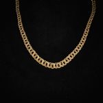 1334 8379 Collier